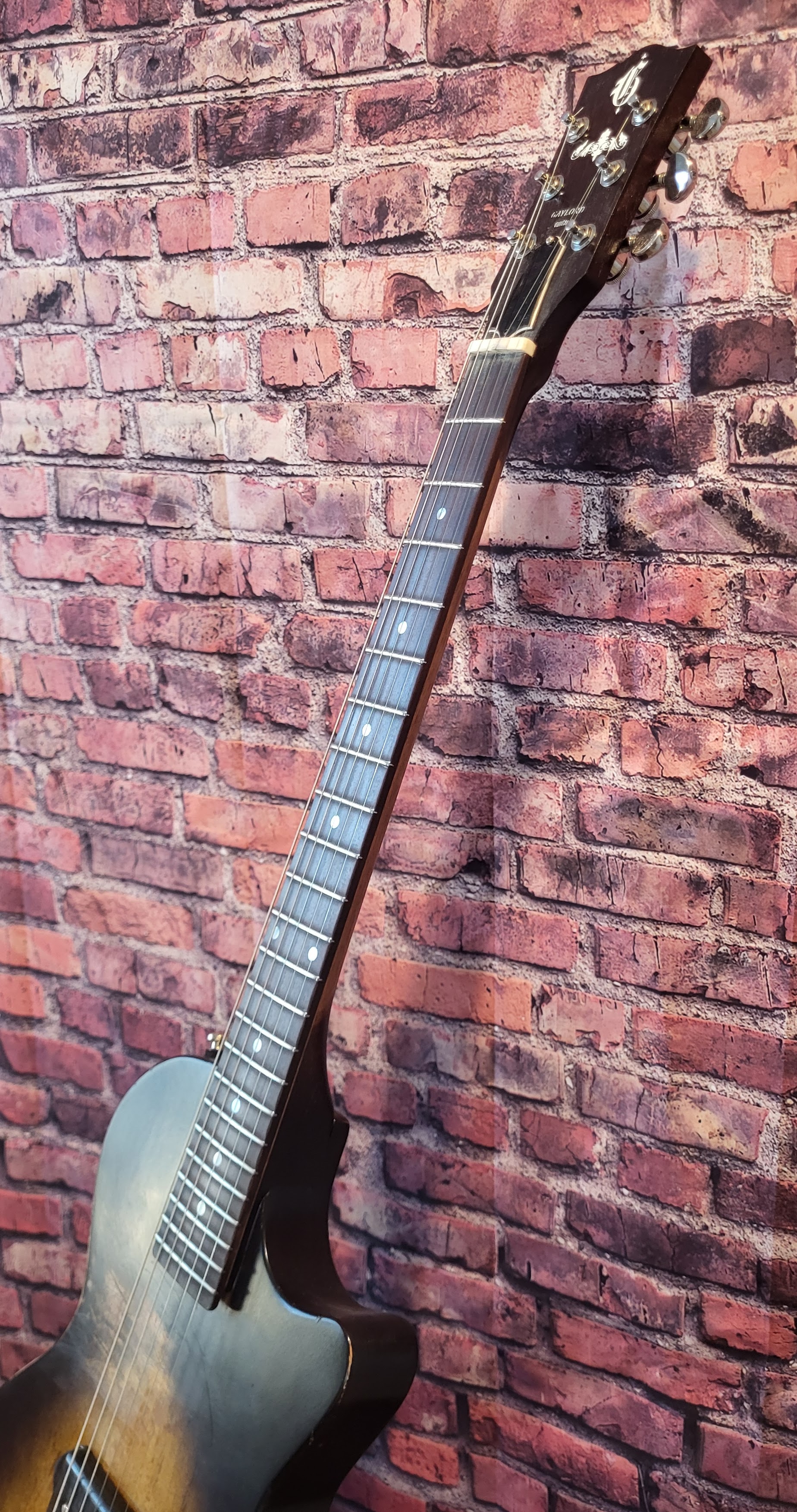 Danny Boy Neck Quar Angle