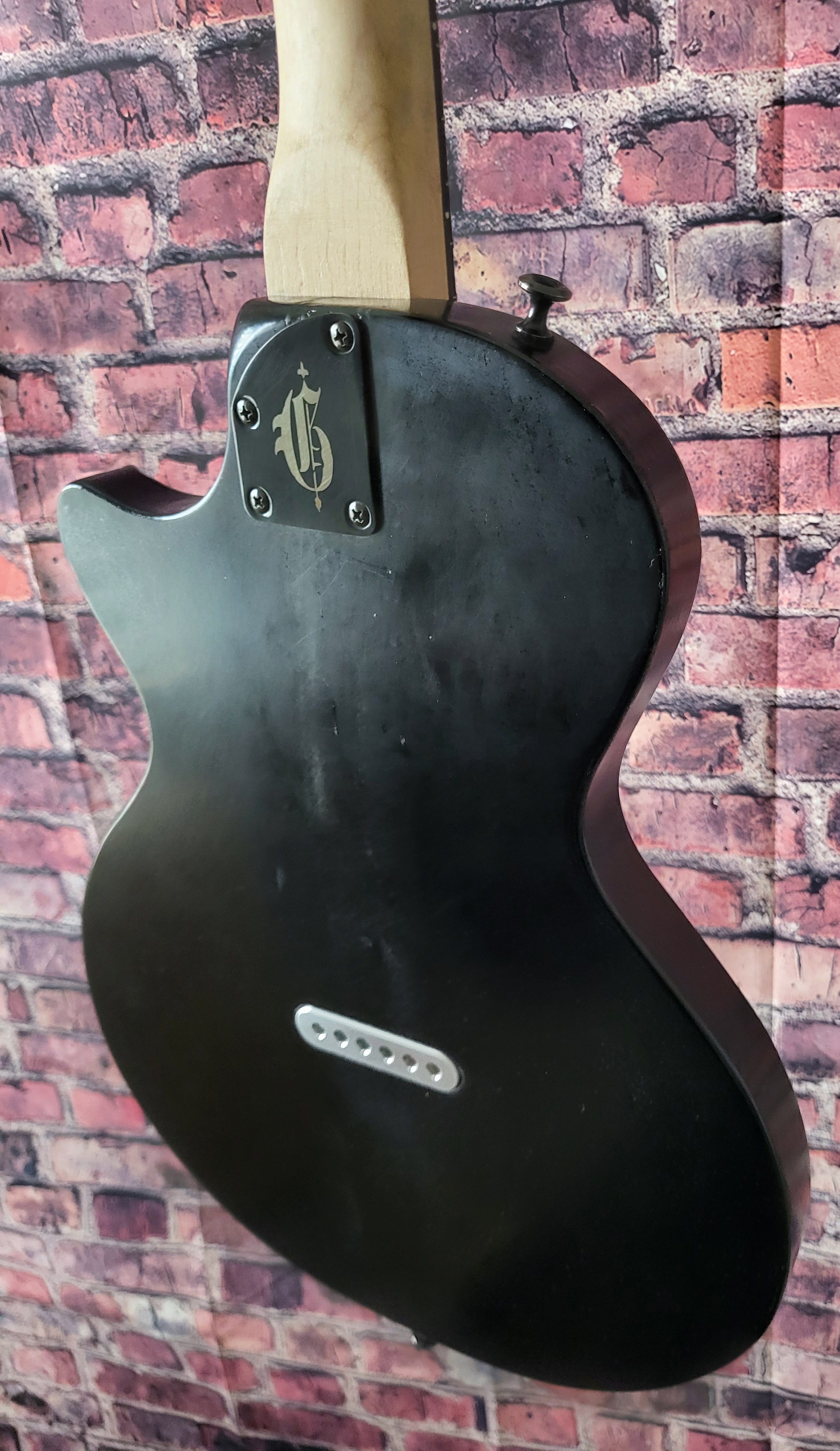 Fueler Black Limba Burst Back 2