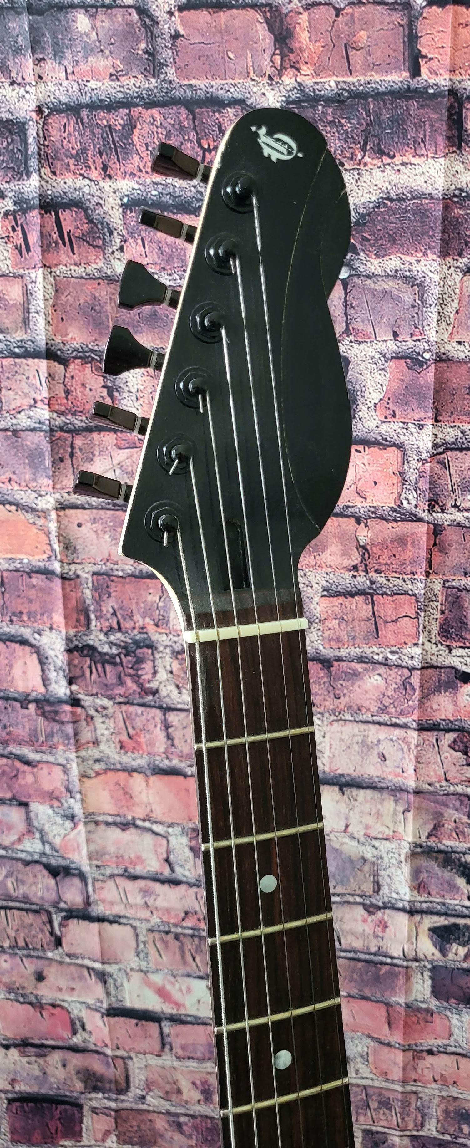 Fueler Black Limba Burst Headstock
