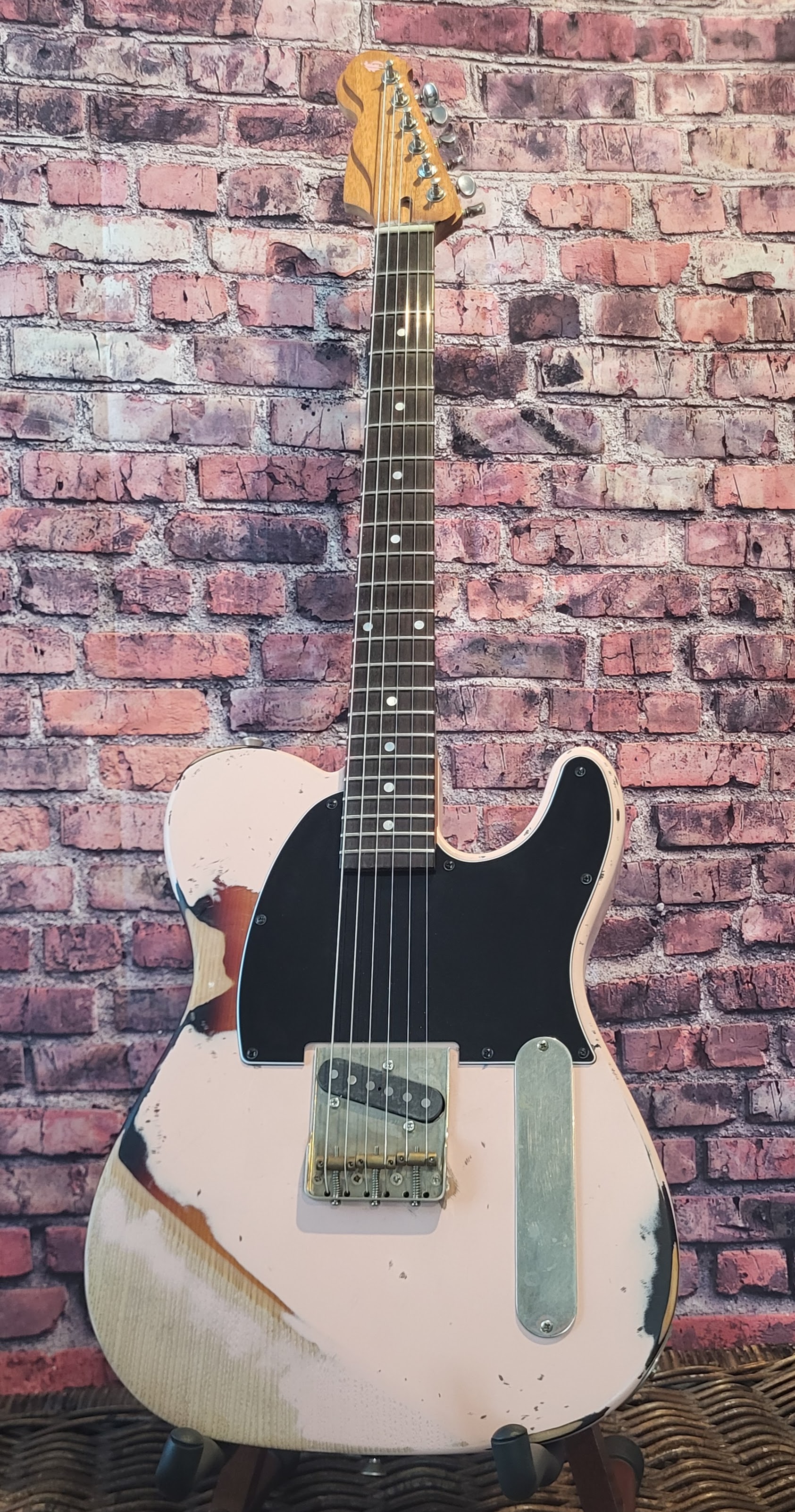 Oiler Pink Sunburst Full Shot