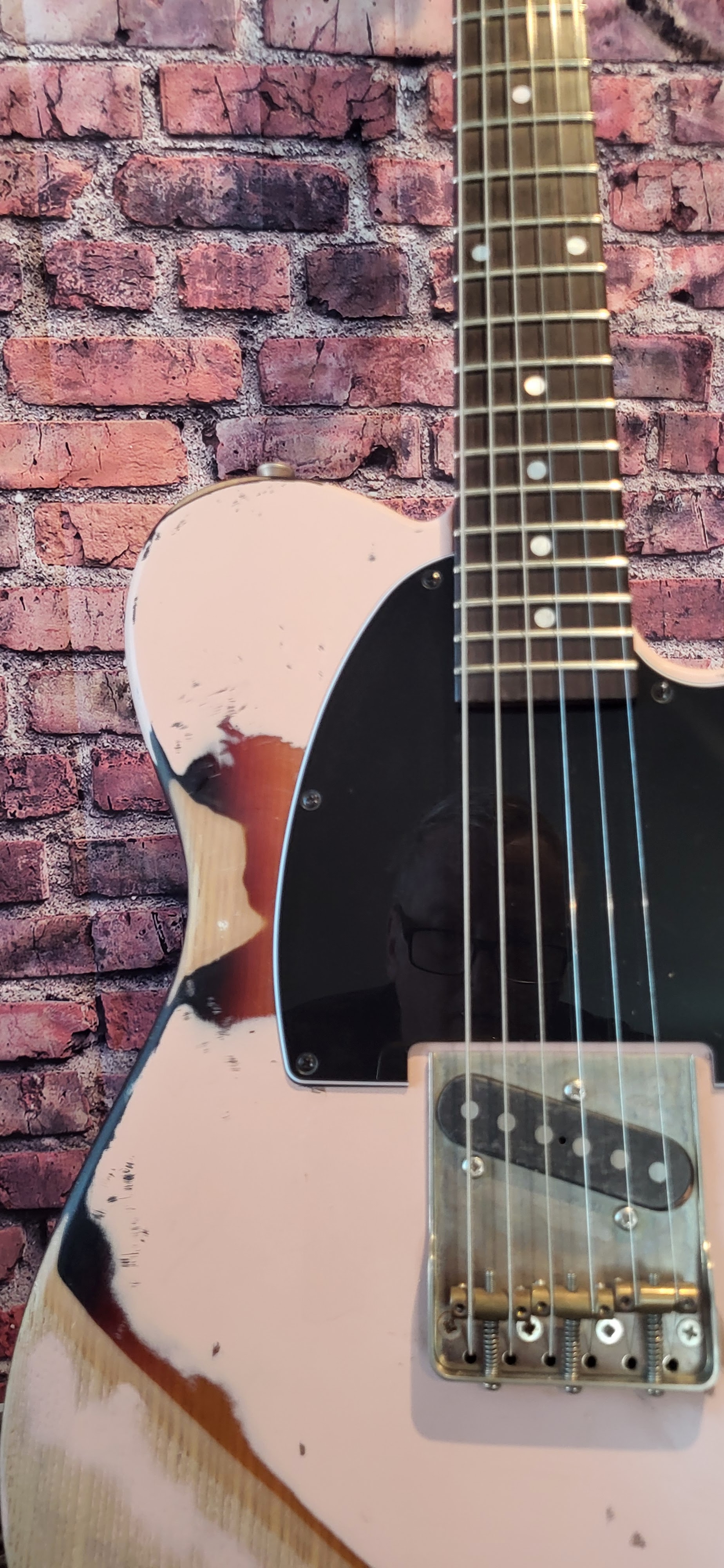 Oiler Pink Sunburst Gotoh In Tune Bridge